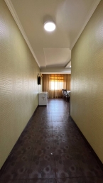 Продаю 4-к квартиру (208 м²) в Бишкеке