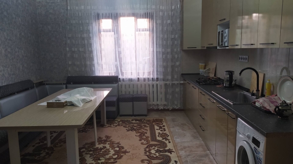 Продаю 3-к дом (140 м²) в Бишкеке