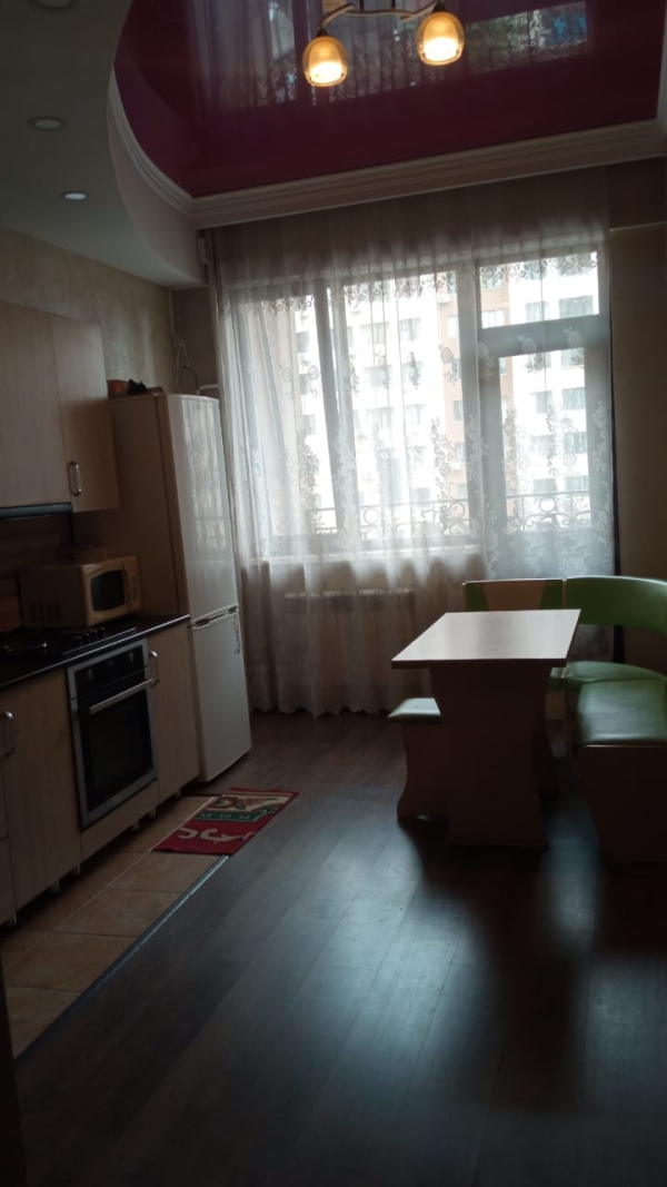 Сдаю 2-к квартиру (74 м²) в Бишкеке