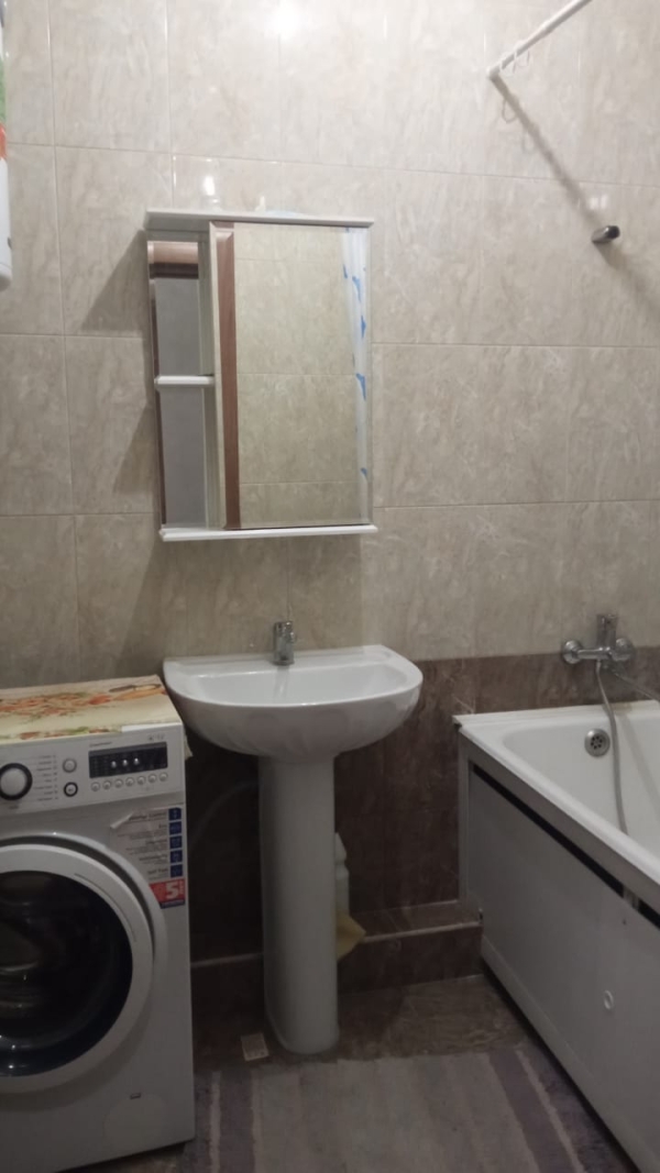 Сдаю 2-к квартиру (74 м²) в Бишкеке