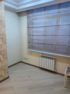 Продаю 4-к квартиру (200 м²) в Бишкеке