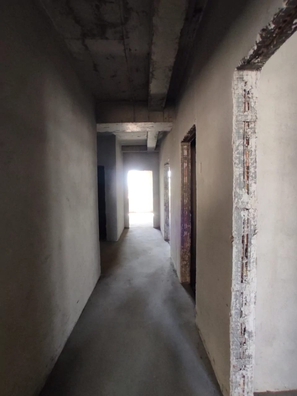 Продаю 3-к квартиру (100 м²) в Бишкеке