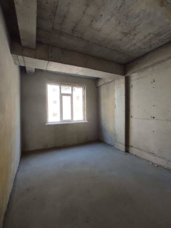 Продаю 3-к квартиру (100 м²) в Бишкеке