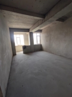 Продаю 3-к квартиру (100 м²) в Бишкеке