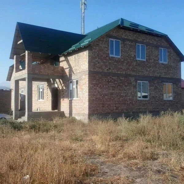 Продаю 6-к дом (200 м²) в Бишкеке
