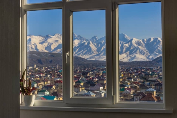 Продаю 3-к квартиру (94 м²) в Бишкеке