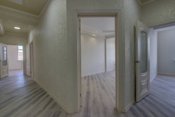 Продаю 3-к квартиру (94 м²) в Бишкеке