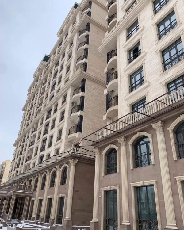 Продаю 6-к квартиру (285 м²) в Бишкеке