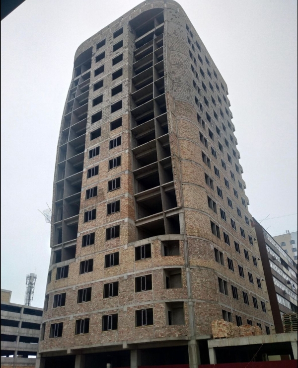 Продаю 2-к квартиру (57 м²) в Бишкеке