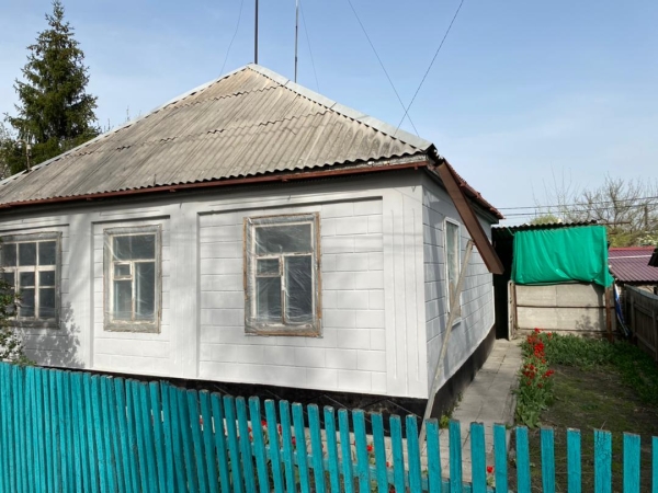 Продаю 4-к дом (60 м²) в Бишкеке