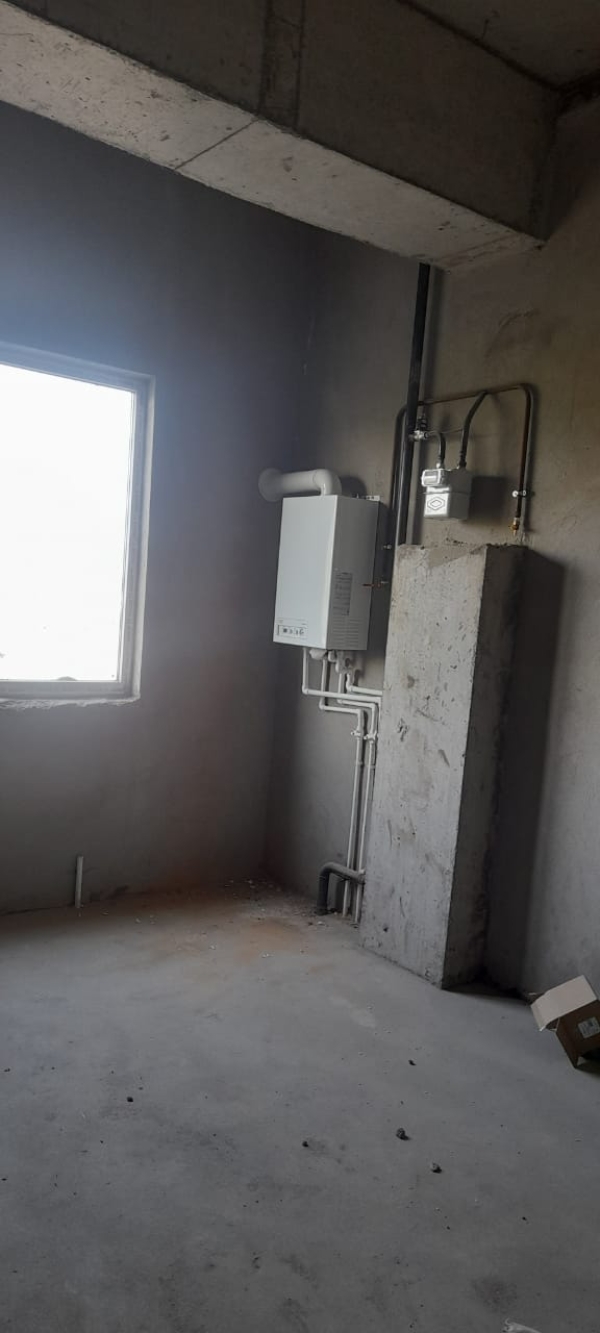Продаю 3-к квартиру (102 м²) в Бишкеке