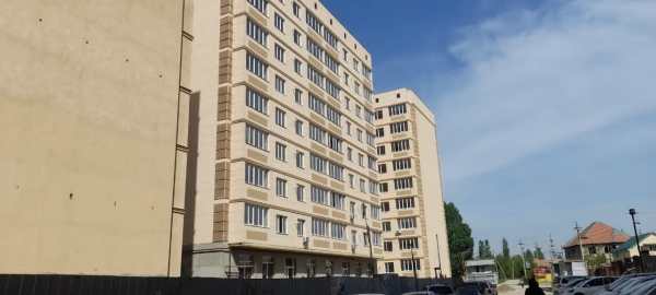 Продаю 3-к квартиру (102 м²) в Бишкеке
