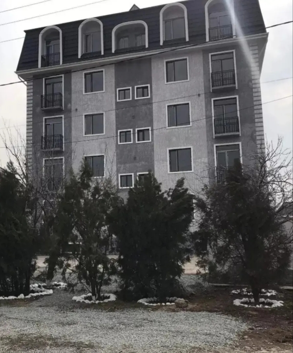 Продаю 1-к квартиру (40 м²) в Бишкеке
