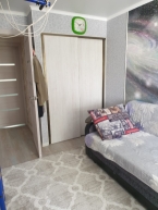 Продаю 3-к квартиру (58 м²) в Бишкеке