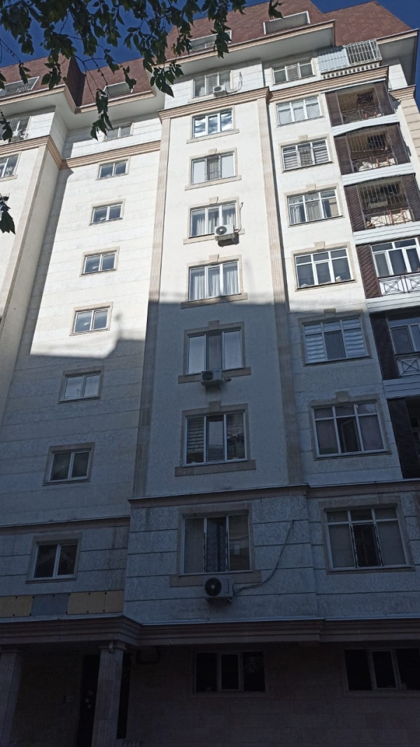 Продаю 2-к квартиру (80 м²) в Бишкеке