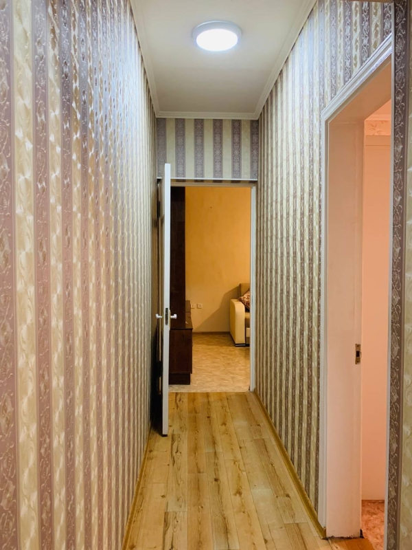 Продаю 2-к квартиру (50 м²) в Бишкеке