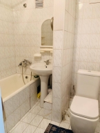 Продаю 2-к квартиру (50 м²) в Бишкеке