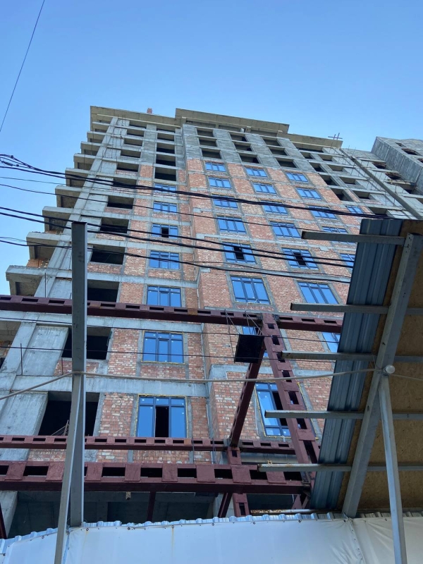 Продаю 2-к квартиру (56 м²) в Бишкеке