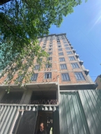 Продаю 2-к квартиру (56 м²) в Бишкеке