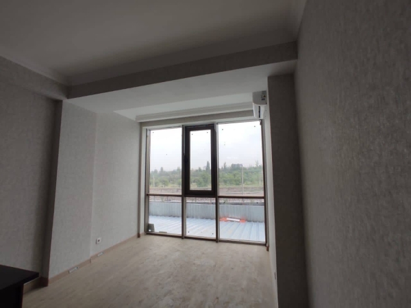 Продаю 2-к квартиру (62 м²) в Бишкеке