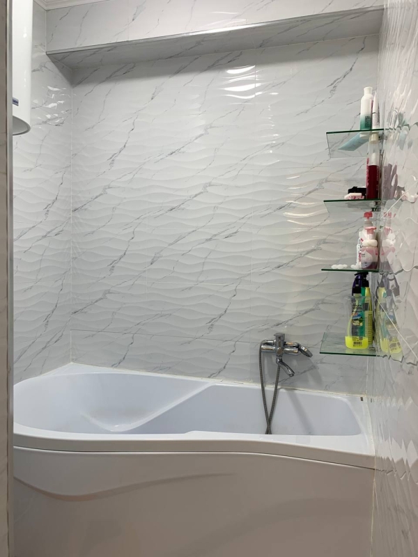 Продаю 3-к квартиру (102 м²) в Бишкеке