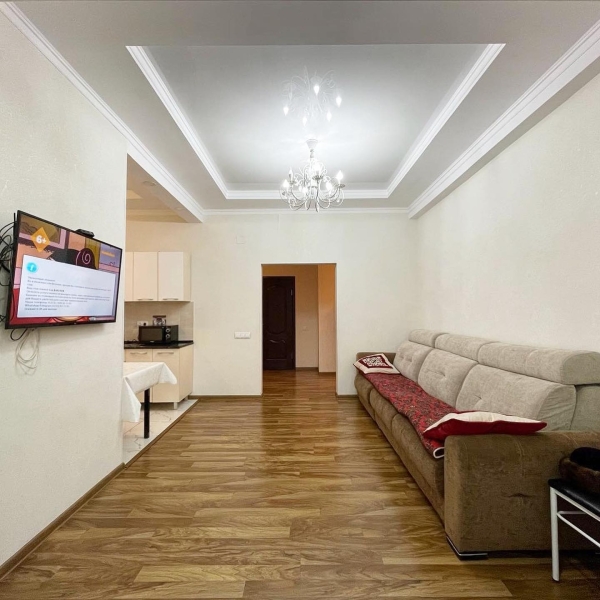 Продаю 3-к квартиру (80 м²) в Бишкеке