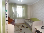 Продаю 3-к квартиру (54 м²) в Бишкеке