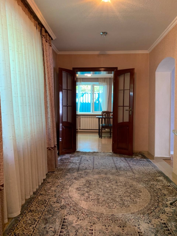 Продаю 4-к дом (80 м²) в Бишкеке