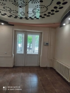 Сдаю 3-к офис (100 м²) в Бишкеке