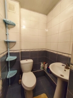 Продаю 4-к квартиру (73 м²) в Бишкеке
