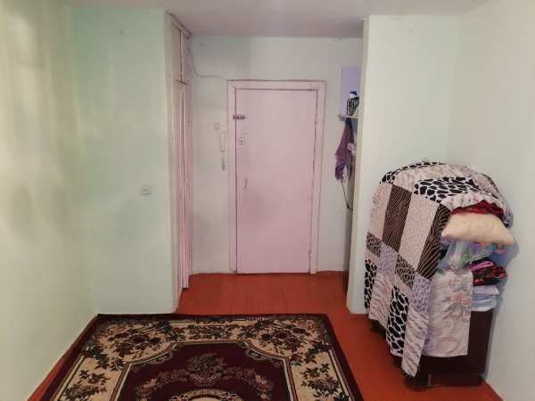 Продаю 1-к квартиру (13 м²) в Бишкеке