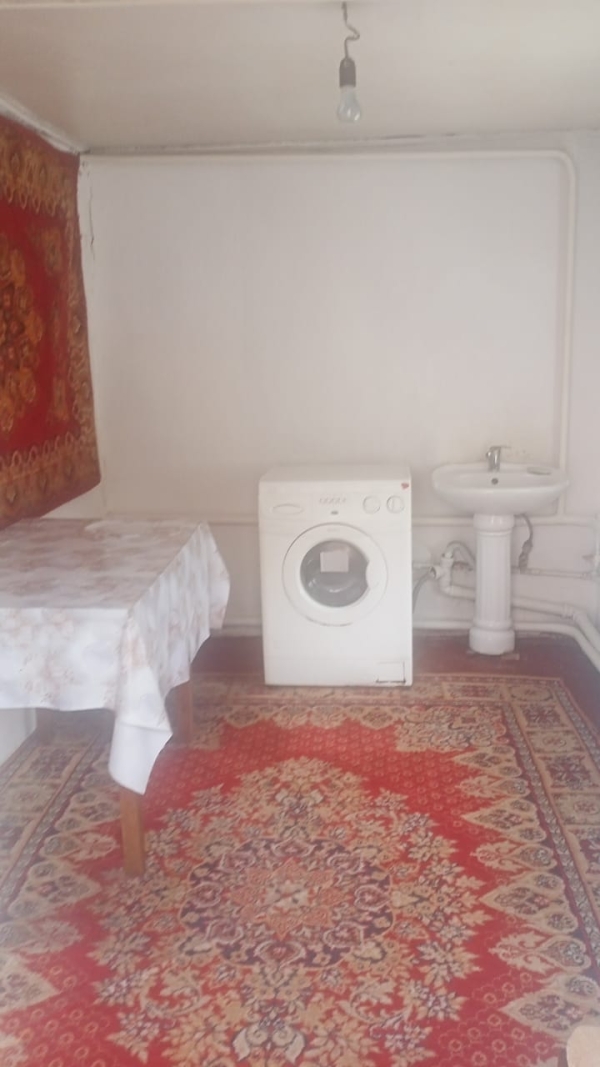 Продаю 4-к дом (104 м²) в Бишкеке