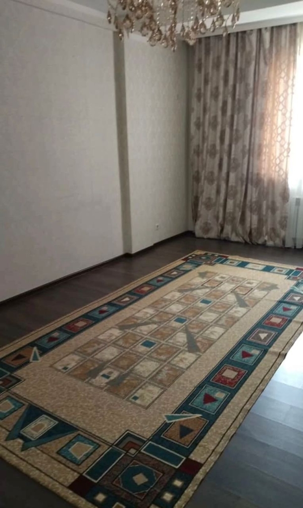 Продаю 1-к квартиру (47 м²) в Бишкеке