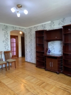 Продаю 3-к квартиру (64 м²) в Бишкеке