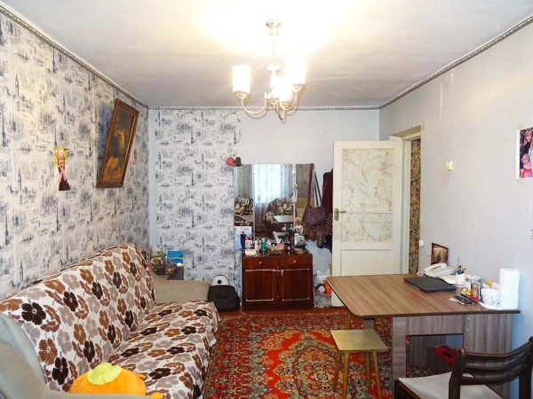 Продаю 2-к квартиру (44 м²) в Бишкеке