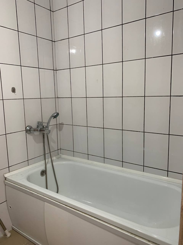 Продаю 1-к квартиру (32 м²) в Бишкеке