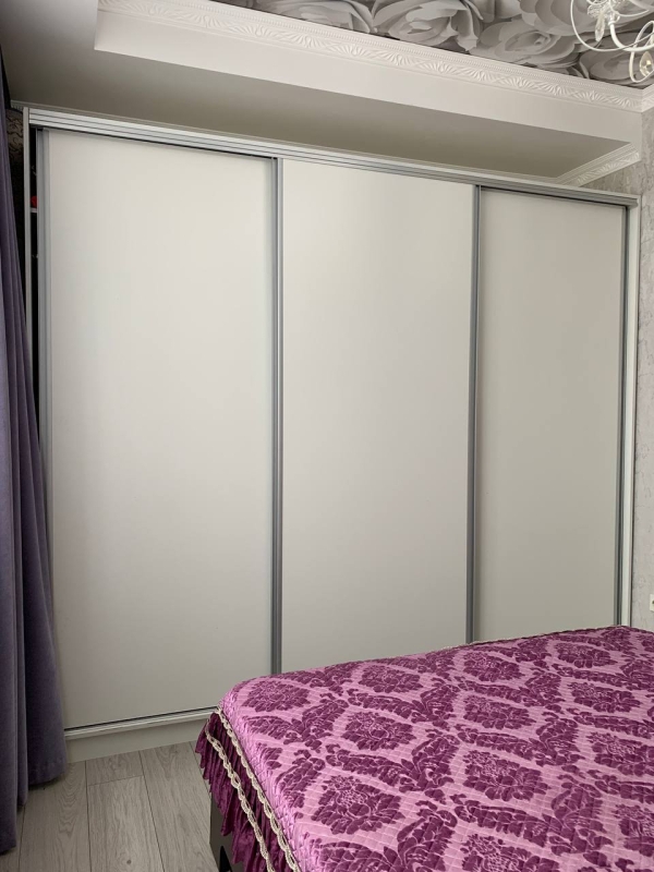 Продаю 2-к квартиру (64 м²) в Бишкеке