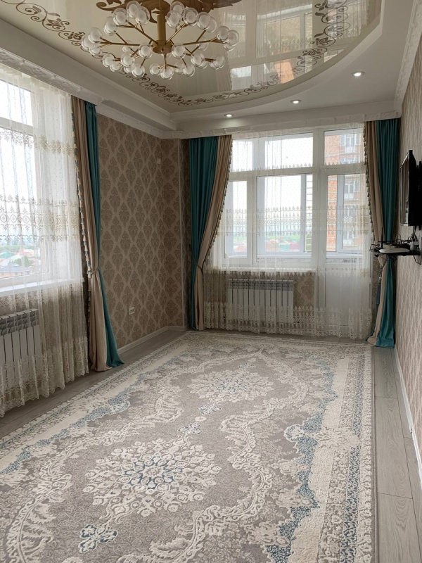 Продаю 2-к квартиру (64 м²) в Бишкеке