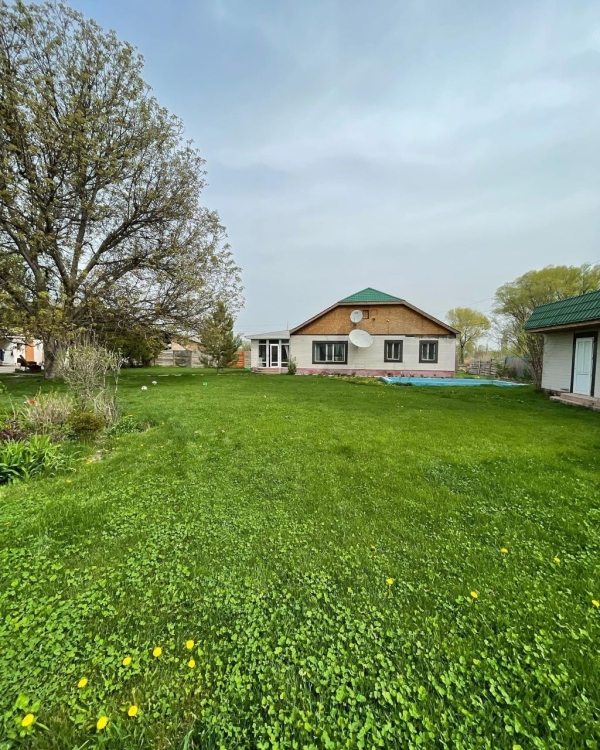 Продаю 6-к дом (160 м²) в Бишкеке