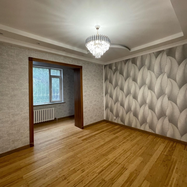 Продаю 3-к квартиру (127 м²) в Бишкеке