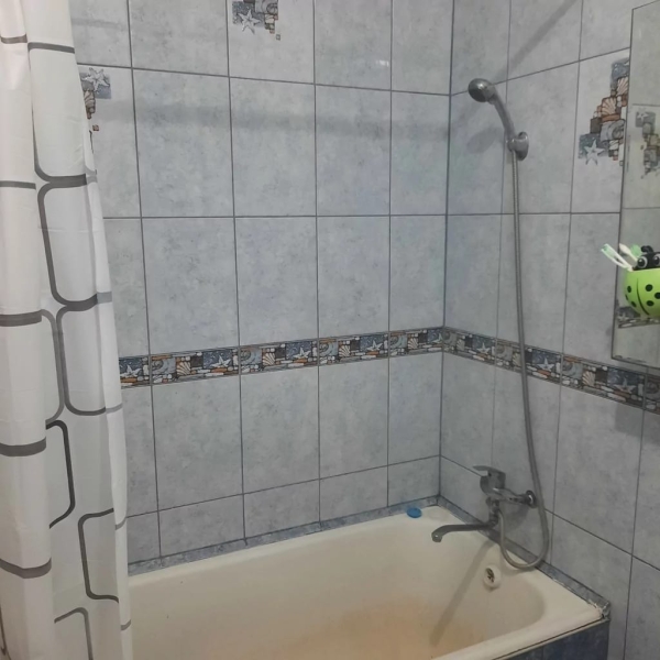Продаю 1-к квартиру (35 м²) в Бишкеке
