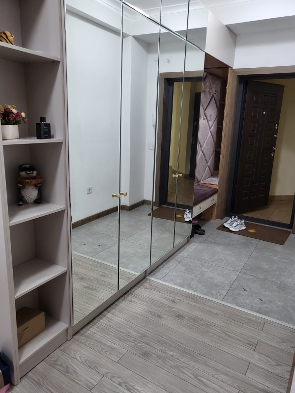 Продаю 3-к квартиру (120 м²) в Бишкеке