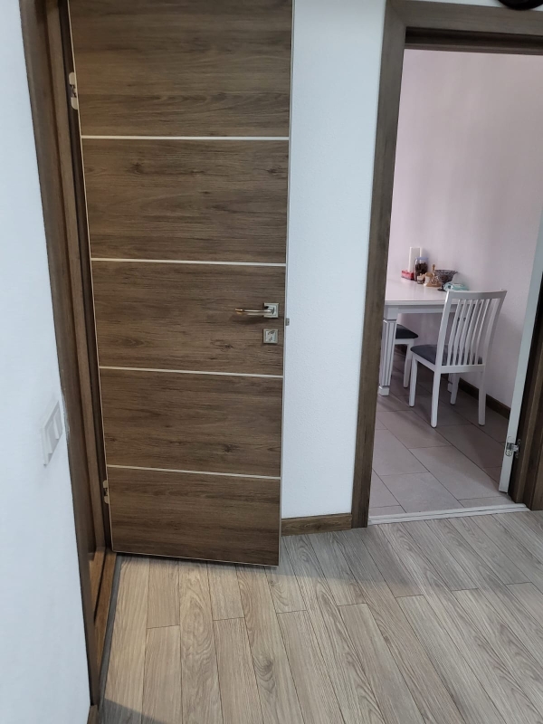 Продаю 3-к квартиру (120 м²) в Бишкеке