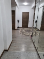 Продаю 3-к квартиру (120 м²) в Бишкеке