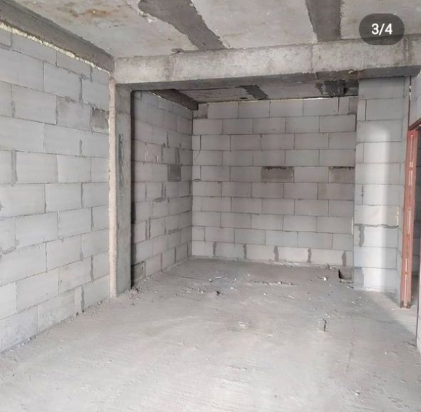 Продаю 4-к квартиру (130 м²) в Бишкеке