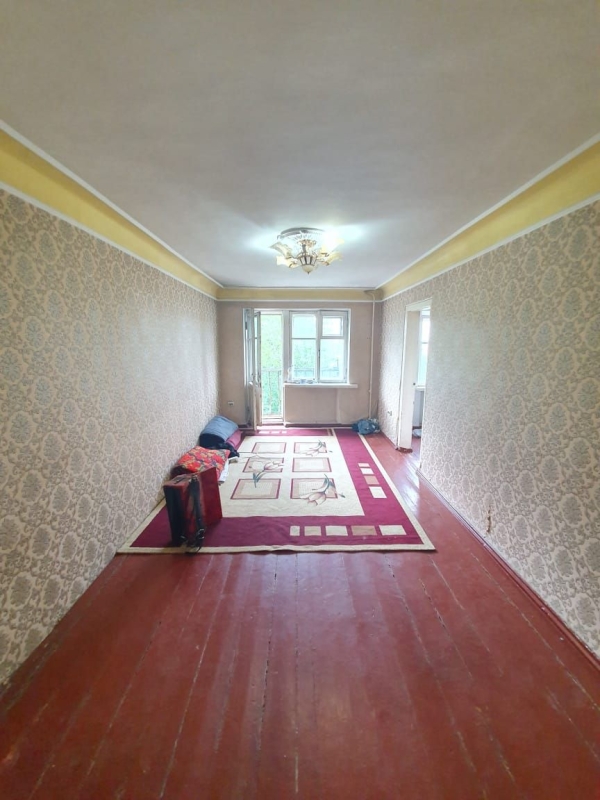 Продаю 3-к квартиру (51 м²) в Бишкеке
