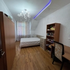 Продаю 5-к квартиру (270 м²) в Бишкеке