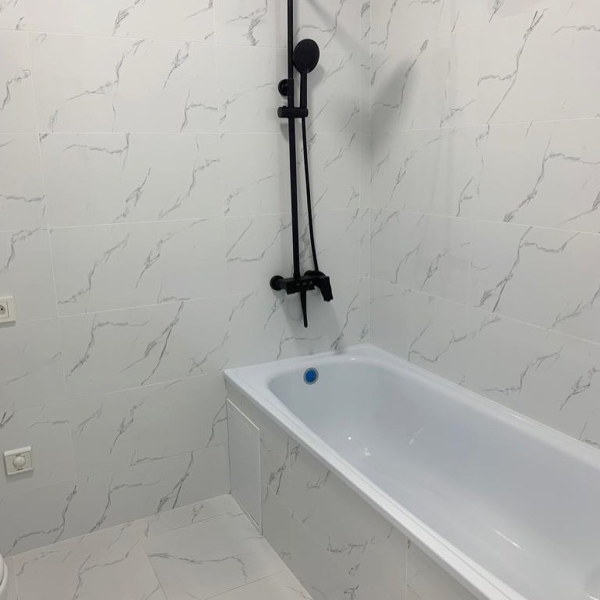 Продаю 1-к квартиру (53 м²) в Бишкеке