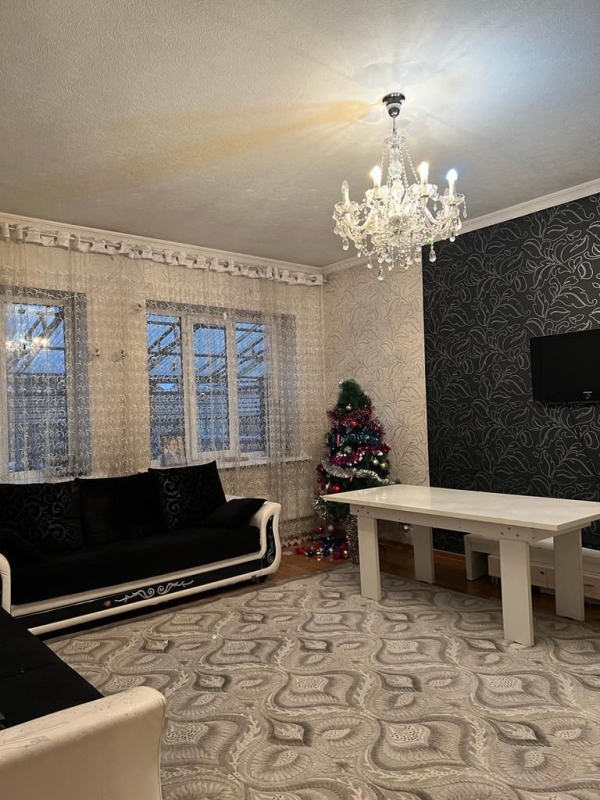 Продаю 5-к дом (270 м²) в Бишкеке