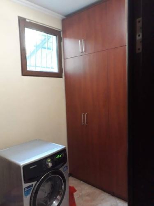 Продаю 3-к квартиру (90 м²) в Бишкеке